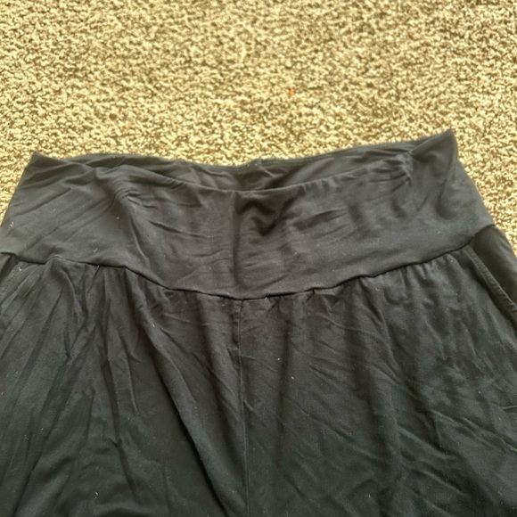 Maternity essentials - Picture 3 of 9